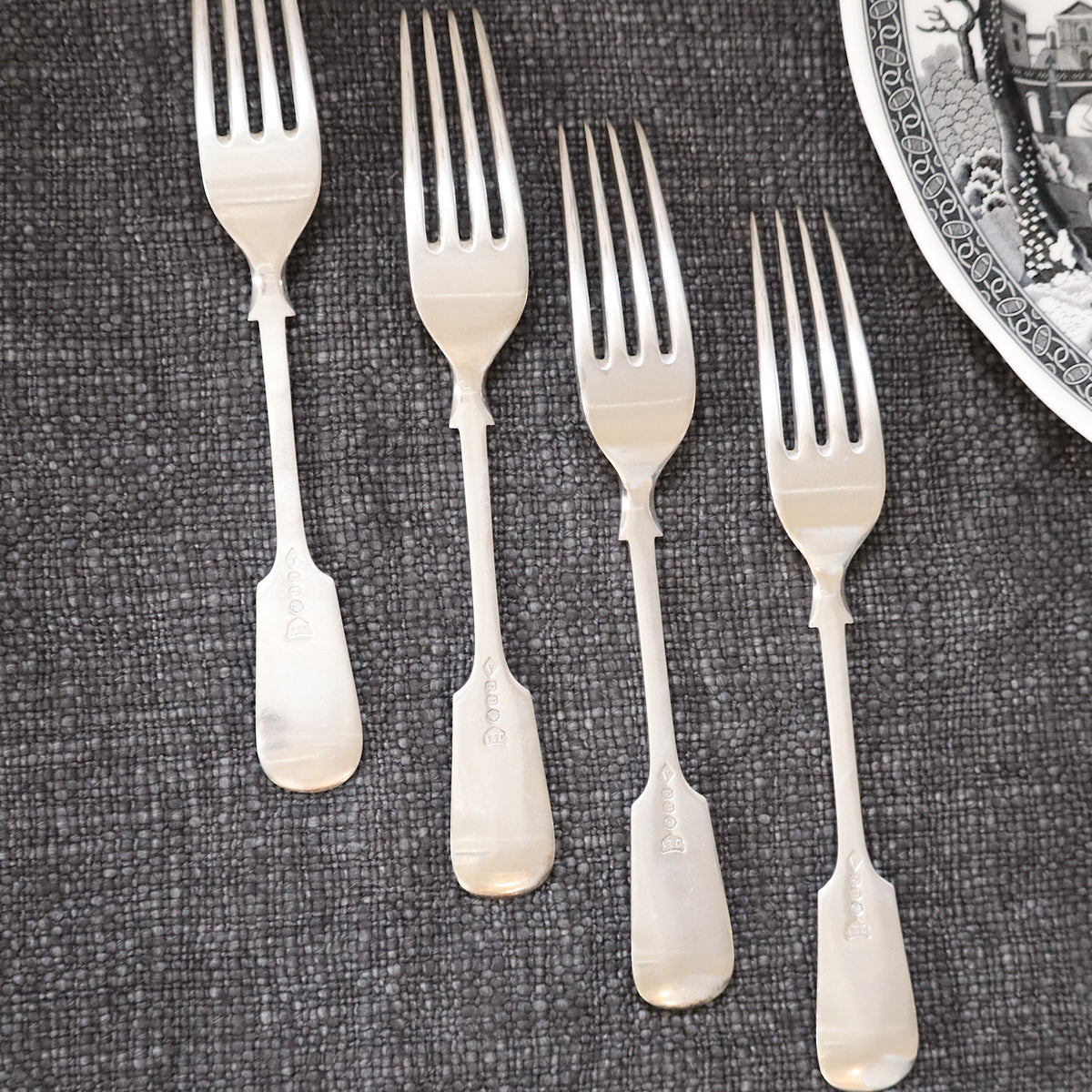 Antique set of 4 Forks