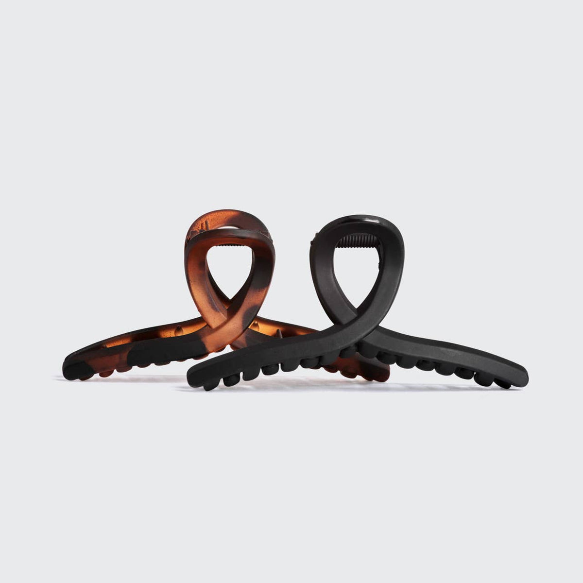 Recycled Plastic Large Loop Claw Clips 2pc - Black &amp; Tort