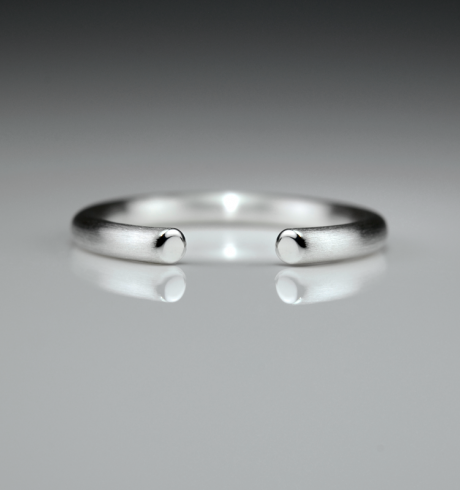 Slice Small Silver Round Ring